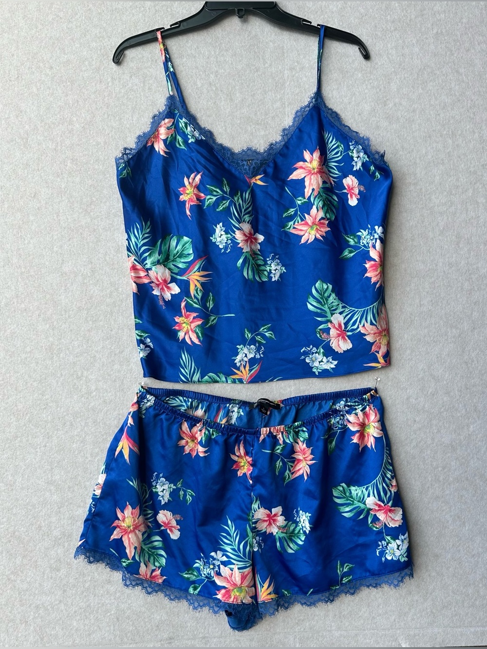 INC International Concepts Women’s Pajama Size L Blue Floral Satin & Lacey Set